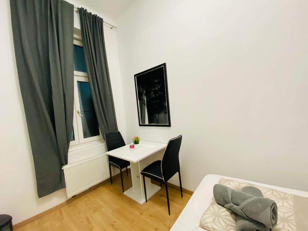 Quad-Room Near Prater Stern Viena Exterior foto